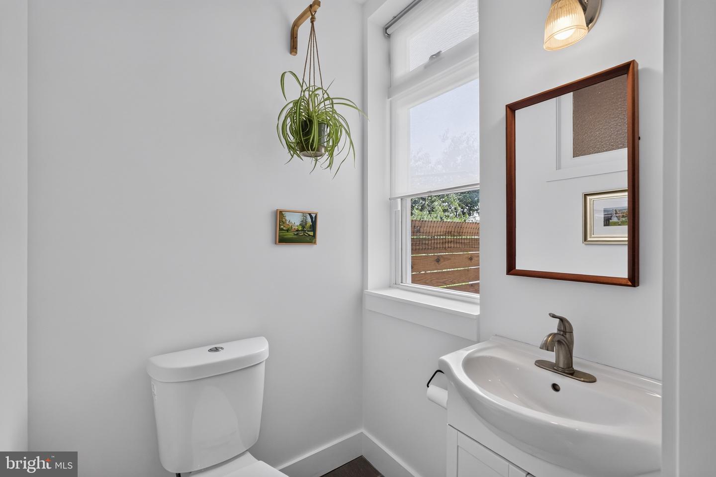 2043 N 3rd St Property Photo 16