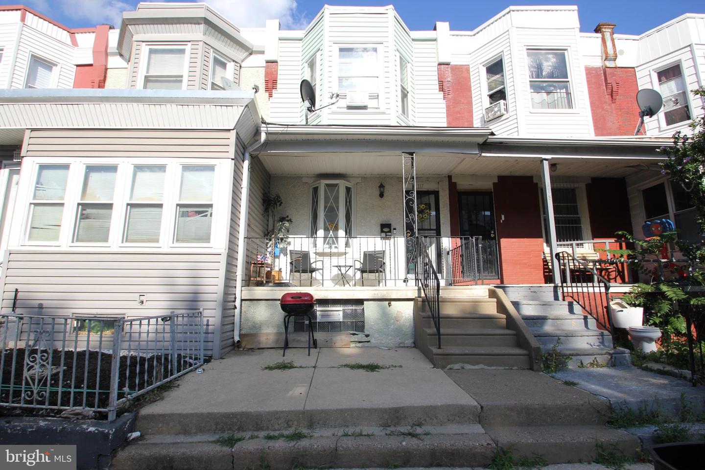 117 N Robinson St Property Photo 1