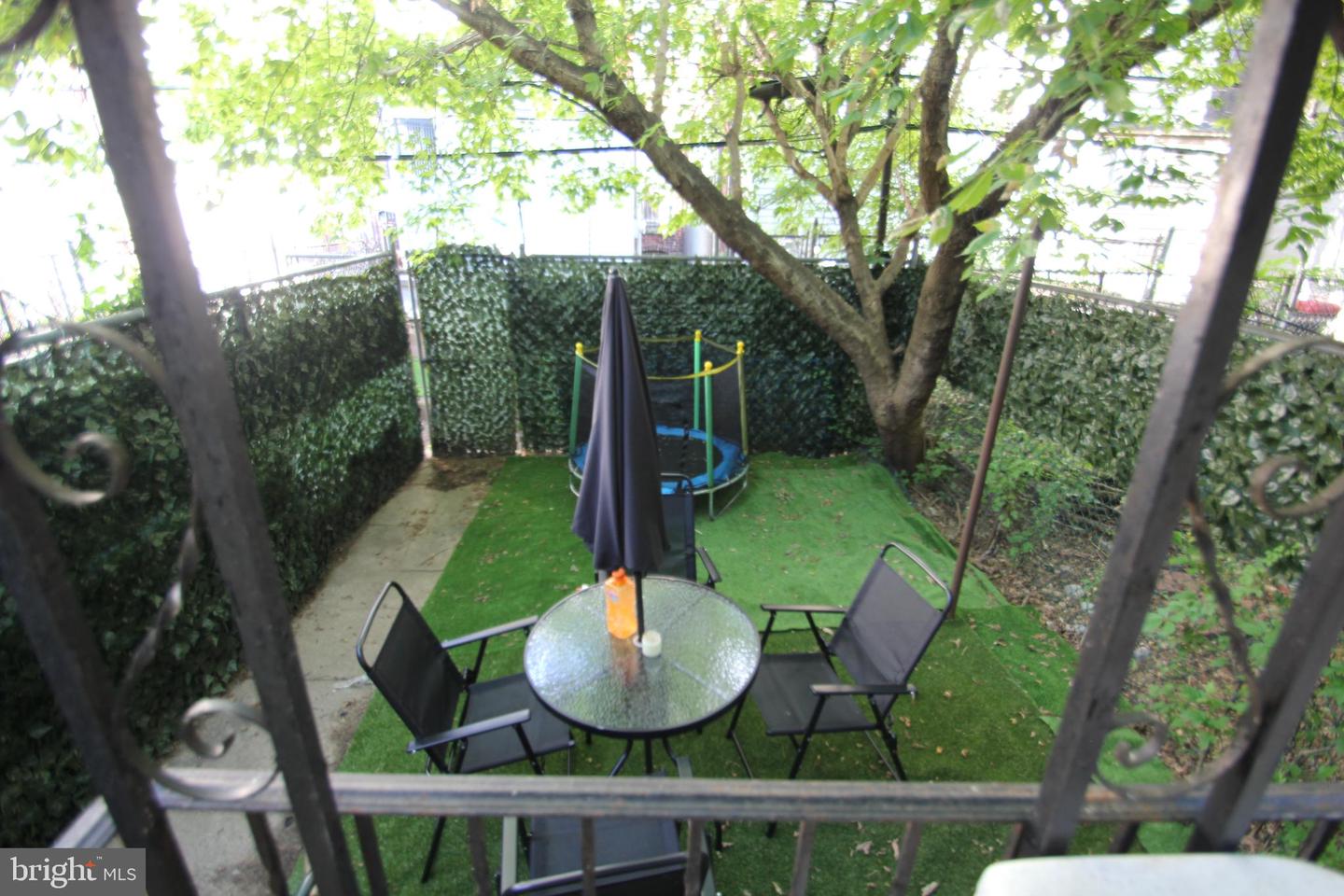 117 N Robinson St Property Photo 5