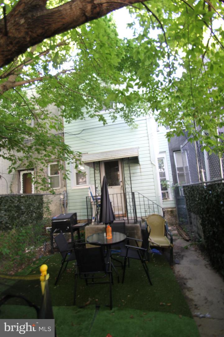 117 N Robinson St Property Photo 6