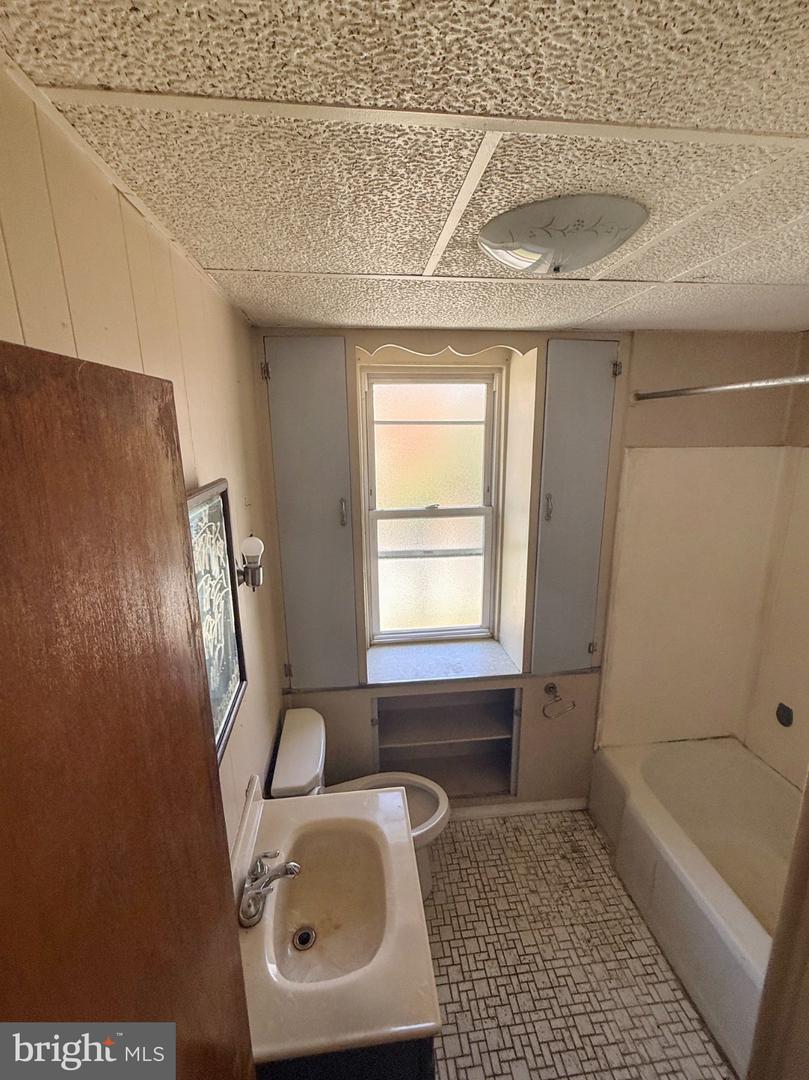 7600 Rising Sun Ave Property Photo 18