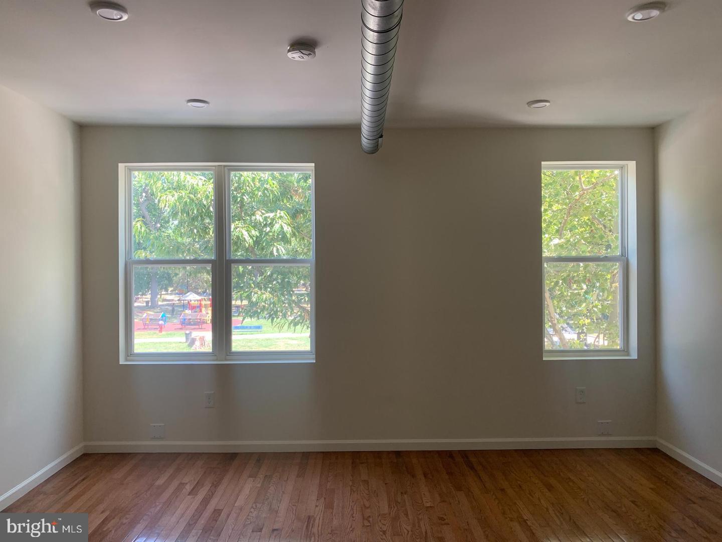 434 S 52ND ST #3R Property Photo 1