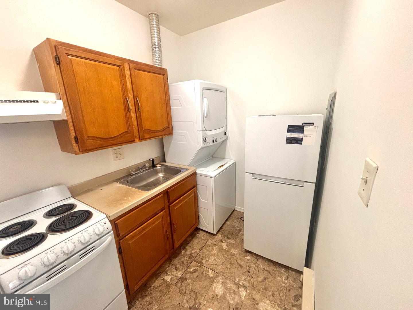2423 N 16th St #1 Property Photo 8