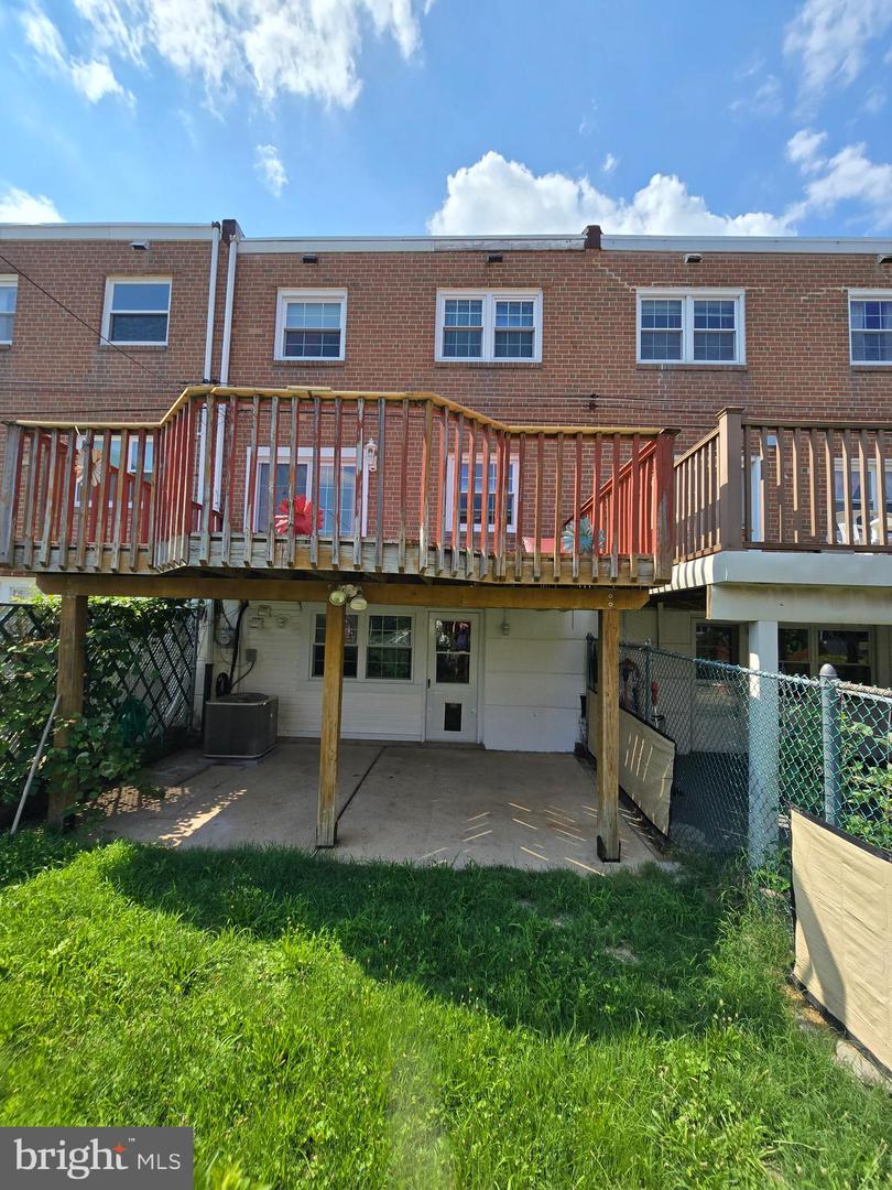 10213 Ambridge Pl Property Photo 6