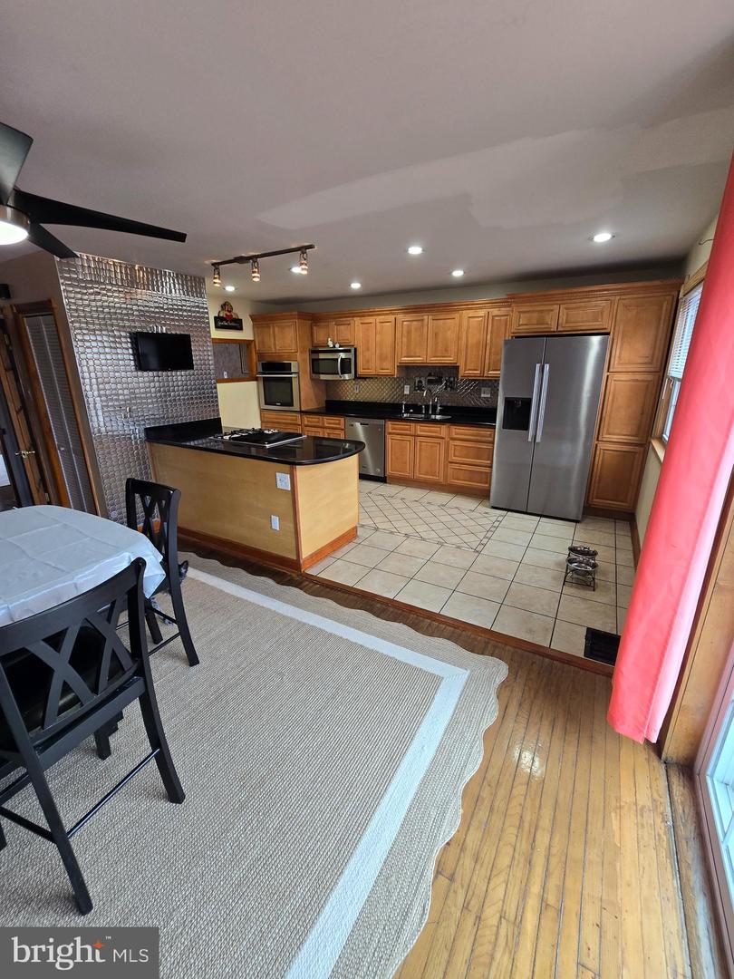 10213 Ambridge Pl Property Photo 10