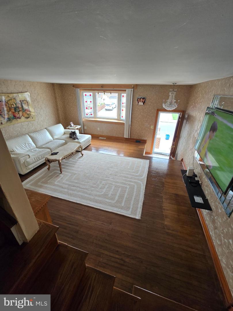 10213 Ambridge Pl Property Photo 17