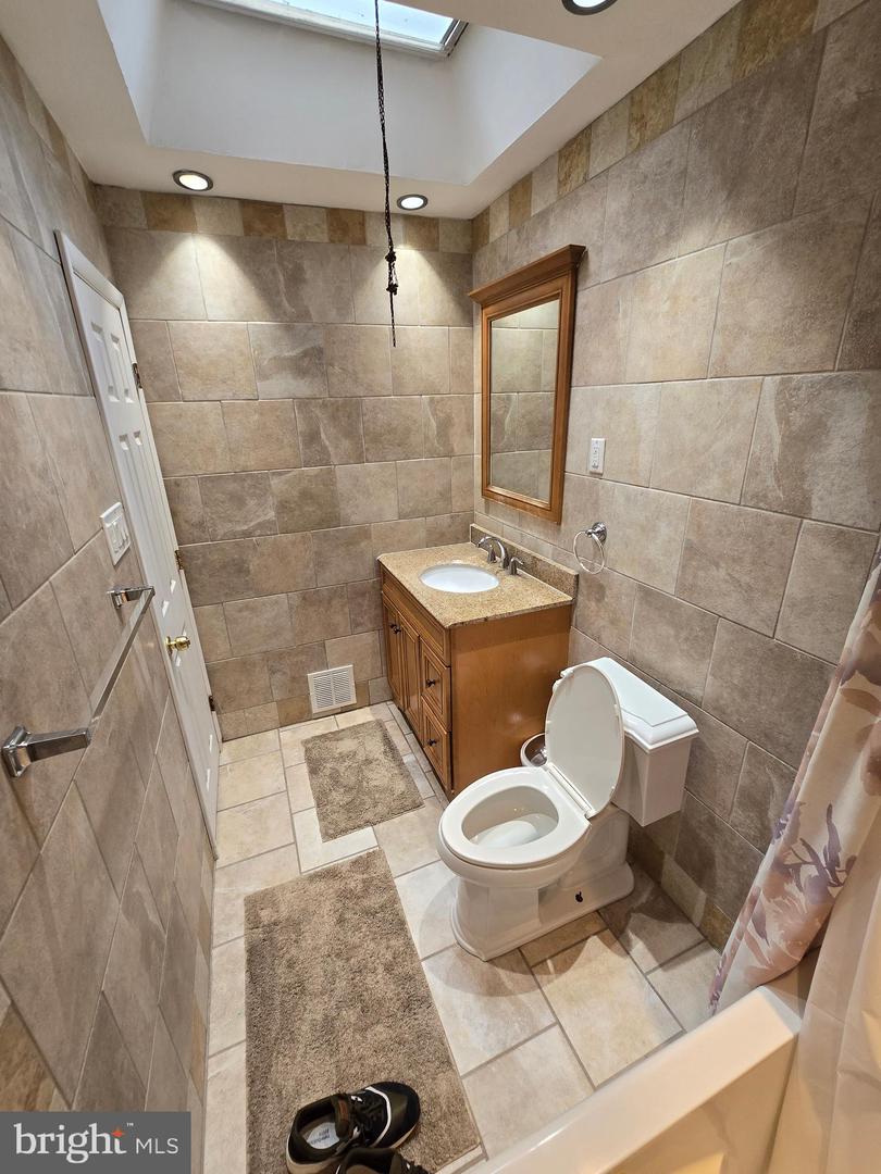 10213 Ambridge Pl Property Photo 25