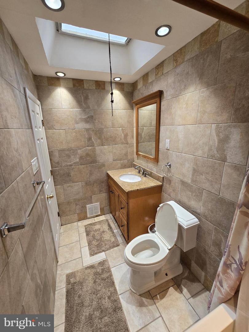 10213 Ambridge Pl Property Photo 26