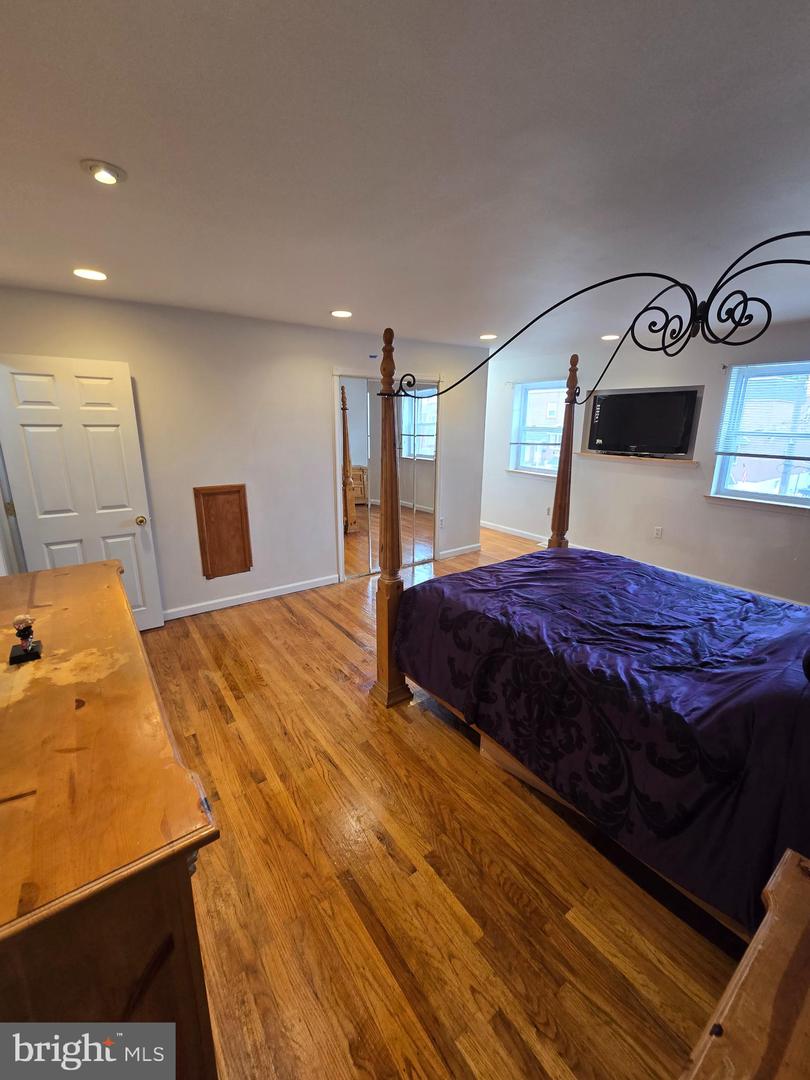 10213 Ambridge Pl Property Photo 28