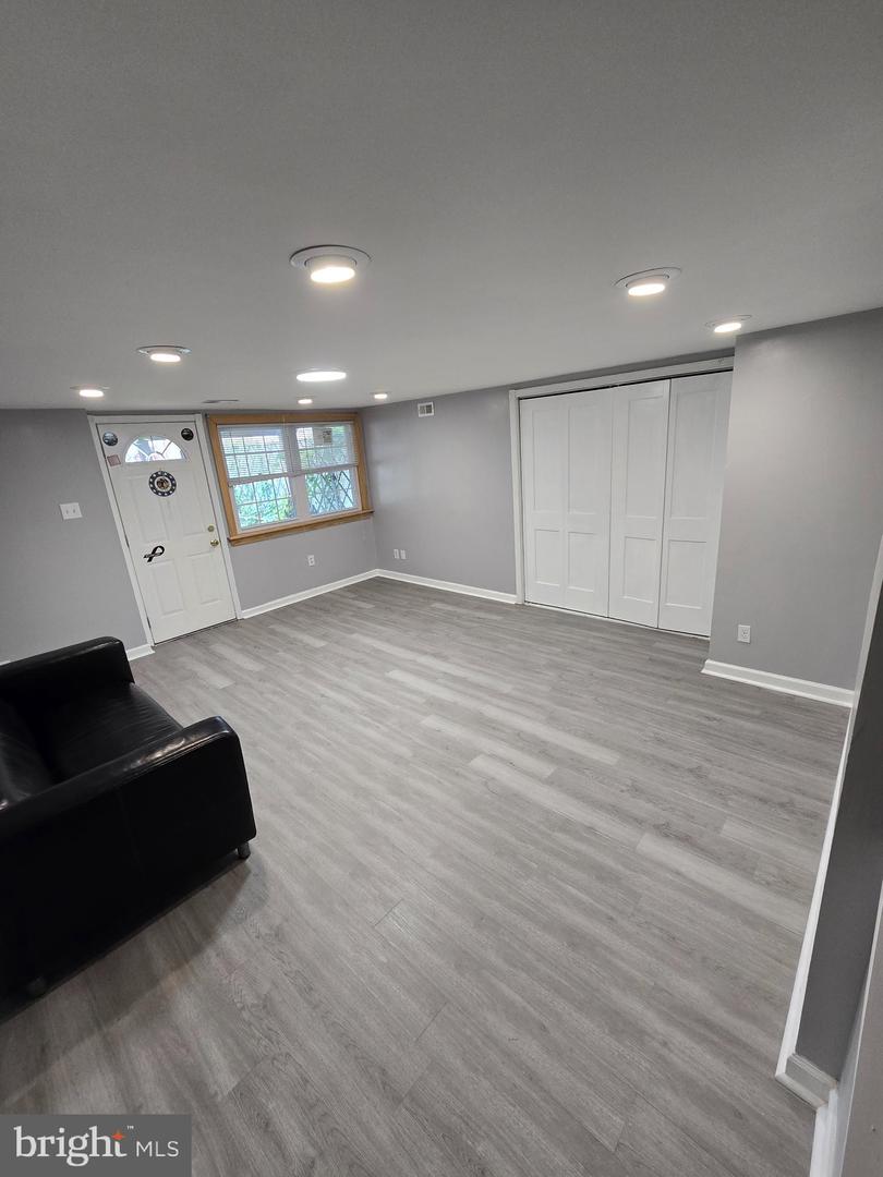10213 Ambridge Pl Property Photo 34
