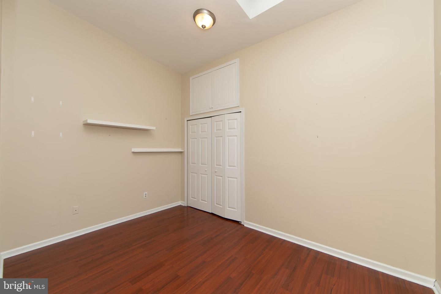 309-00 N 3rd St #c Property Photo 29