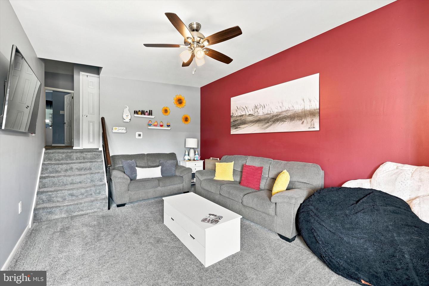 1012 Bingham St Property Photo 4
