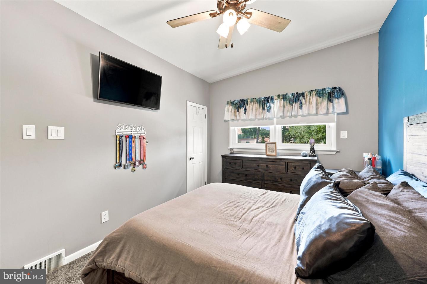 1012 Bingham St Property Photo 13