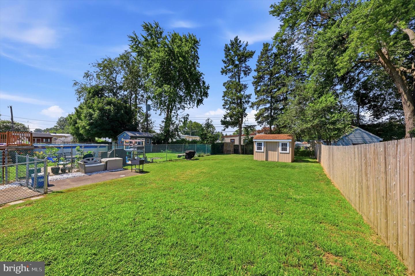 1012 Bingham St Property Photo 25