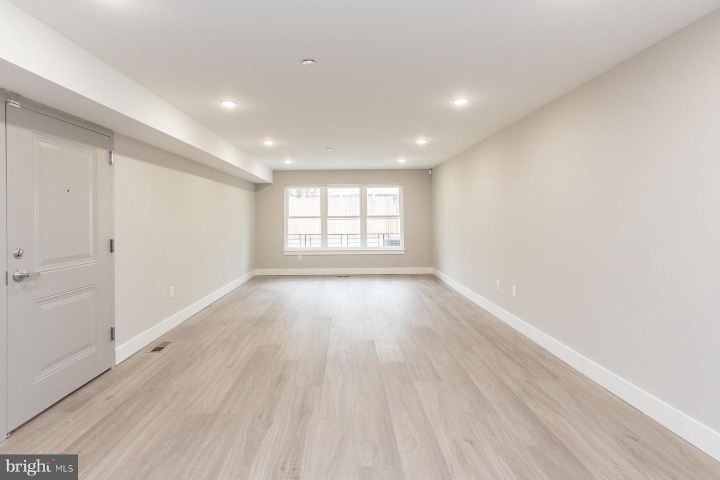 1724 N Marshall St #b Property Photo 5
