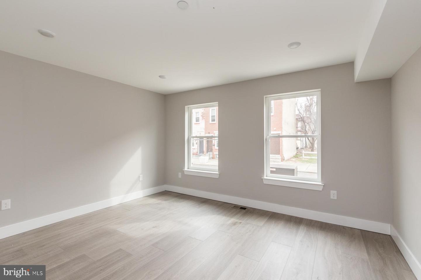 1724 N Marshall St #b Property Photo 14