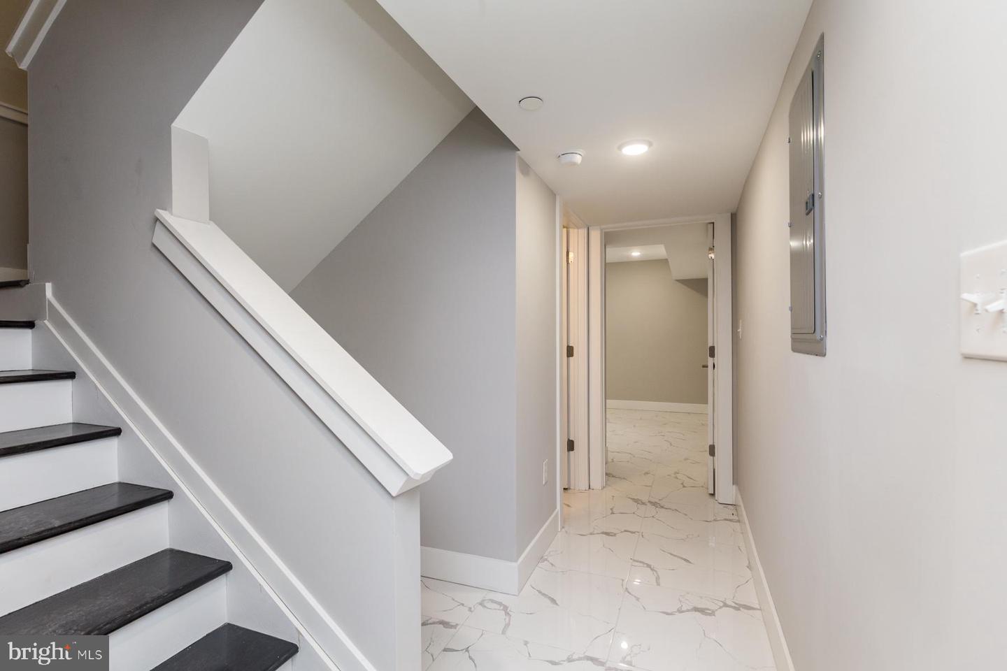 1724 N Marshall St #b Property Photo 17