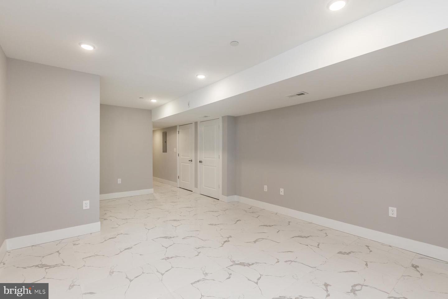 1724 N Marshall St #b Property Photo 18