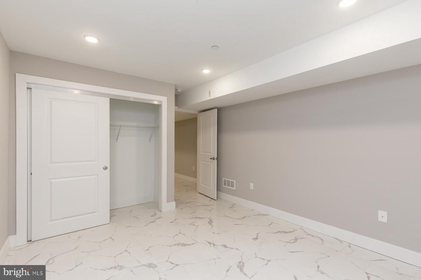 1724 N Marshall St #b Property Photo 20