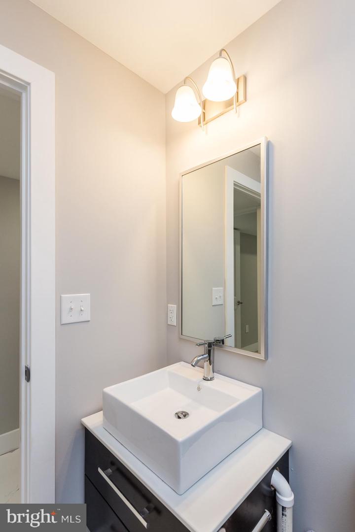 1724 N Marshall St #b Property Photo 23
