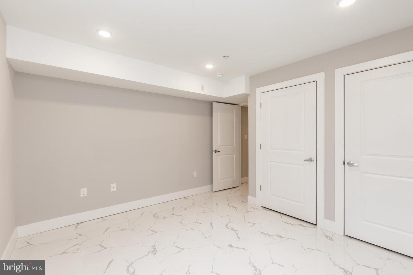 1724 N Marshall St #b Property Photo 25