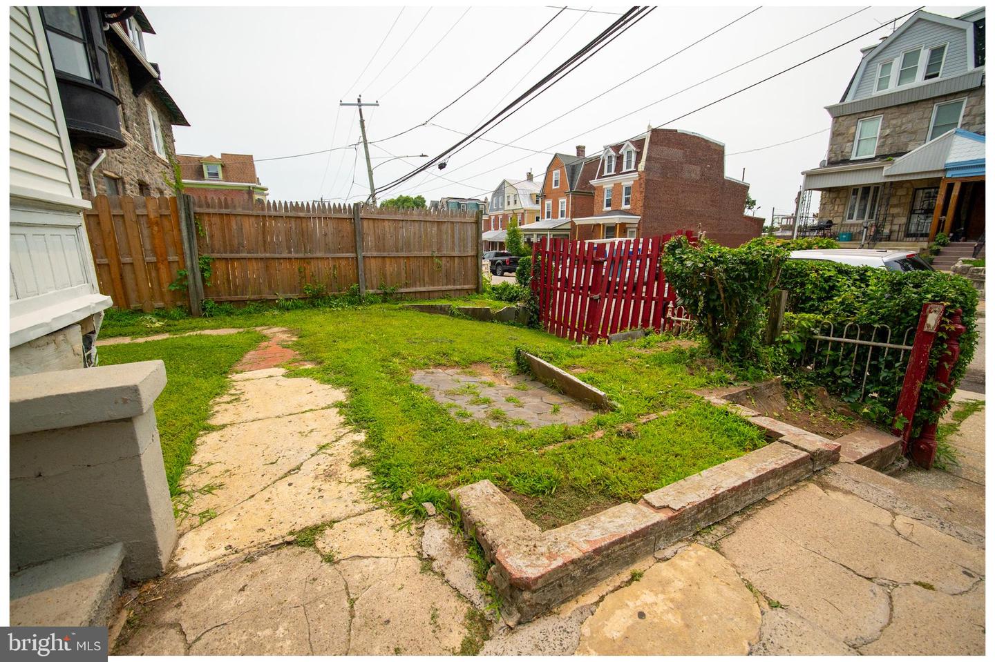 6227 Baynton St Property Photo 3