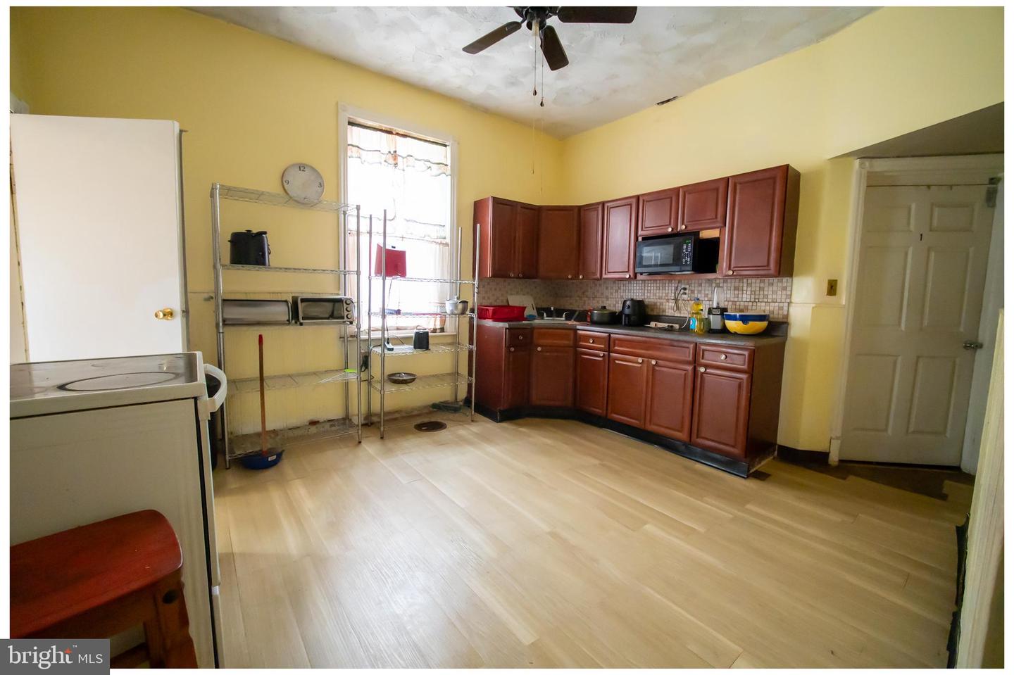 6227 Baynton St Property Photo 10