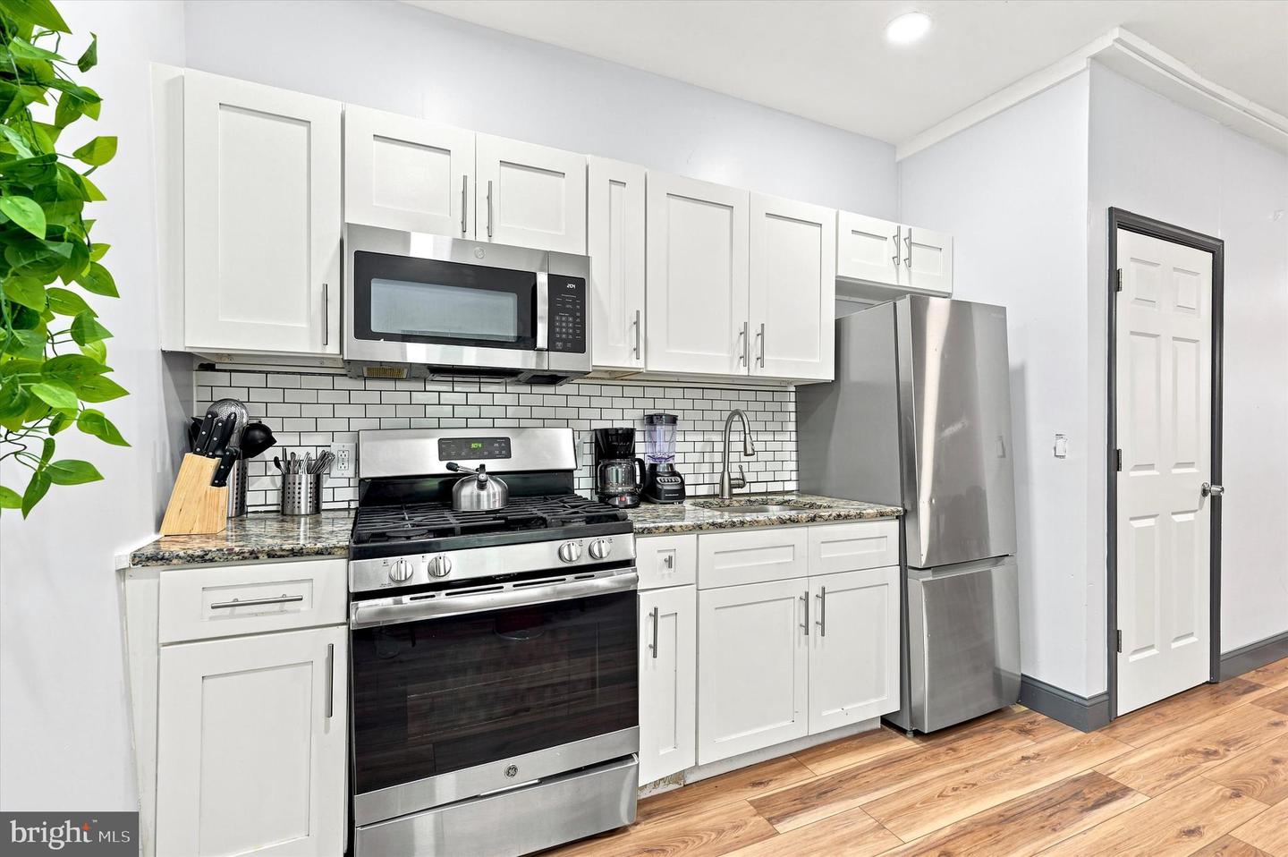 2109 N Franklin St Property Photo 12