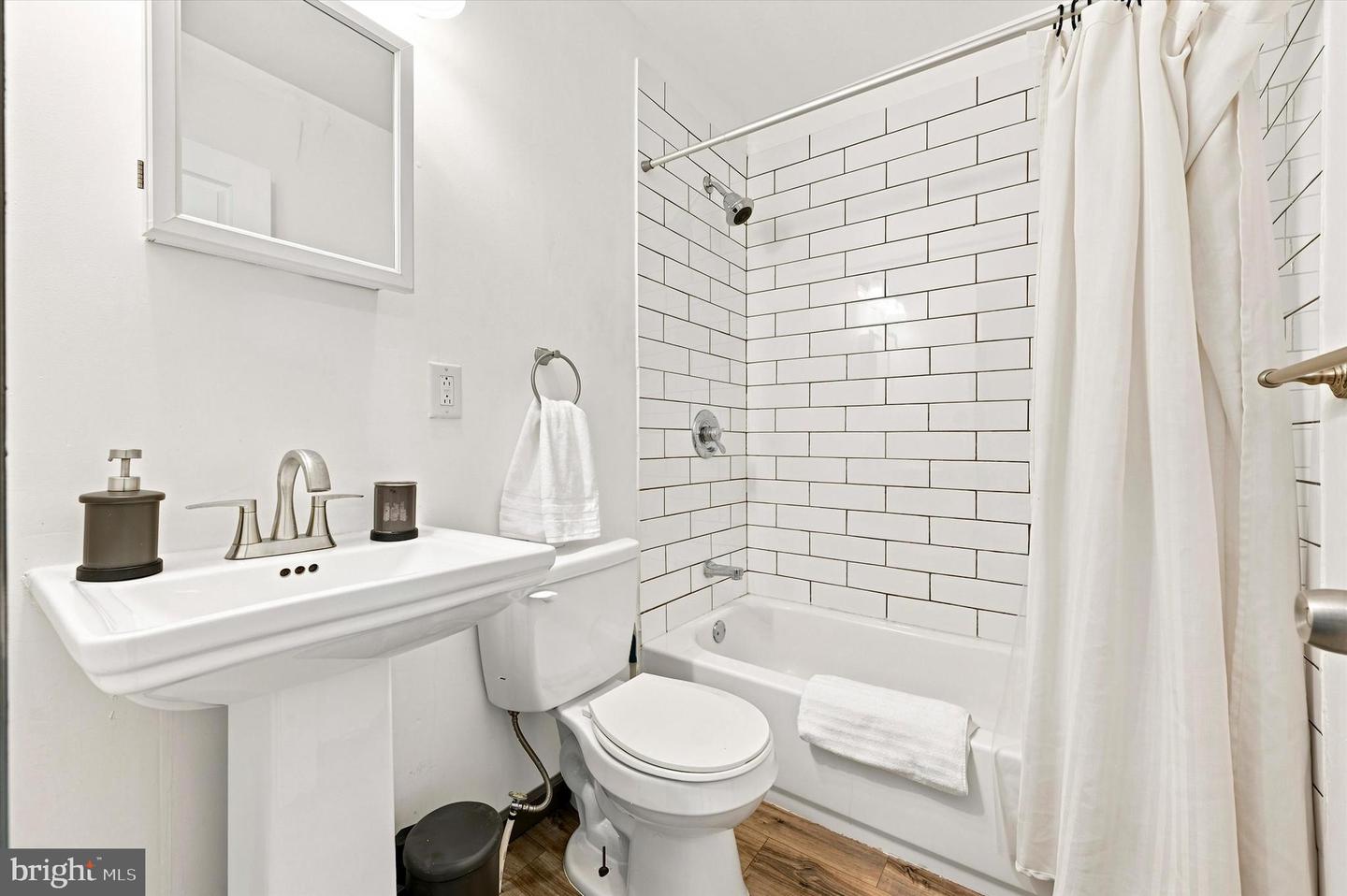 2109 N Franklin St Property Photo 20