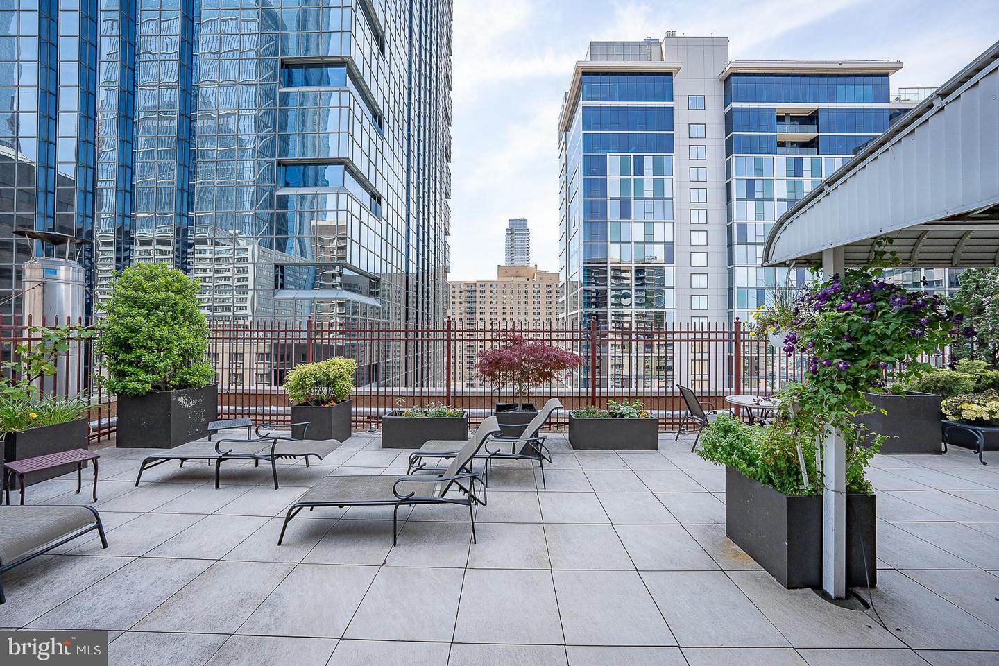 1900 John F Kennedy Blvd #1915 Property Photo 21