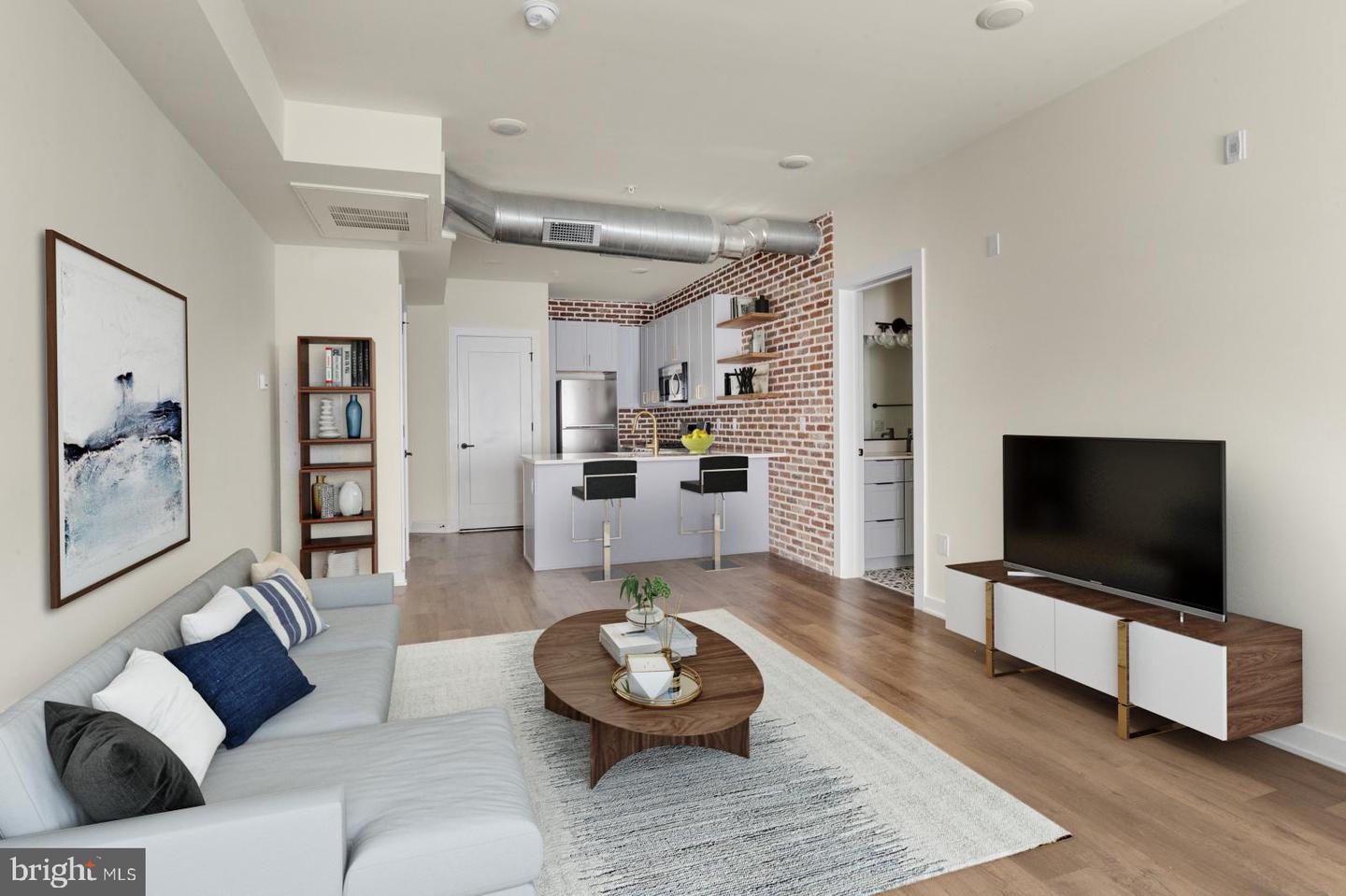 2401 FRANKFORD AVE #2C Property Photo 1