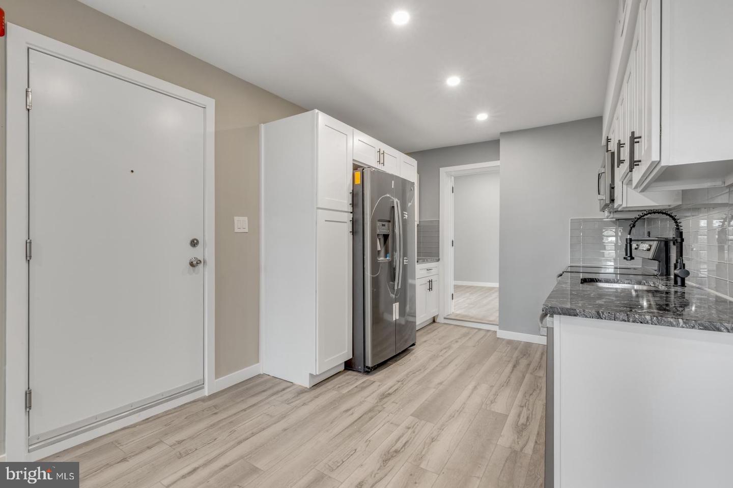 435 W Susquehanna Ave #2 Property Photo 5