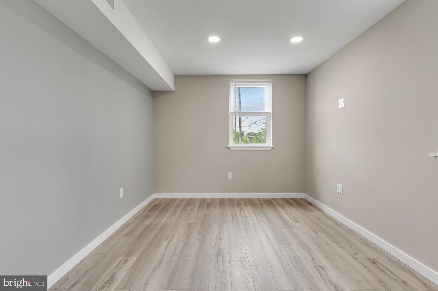 435 W Susquehanna Ave #2 Property Photo 7