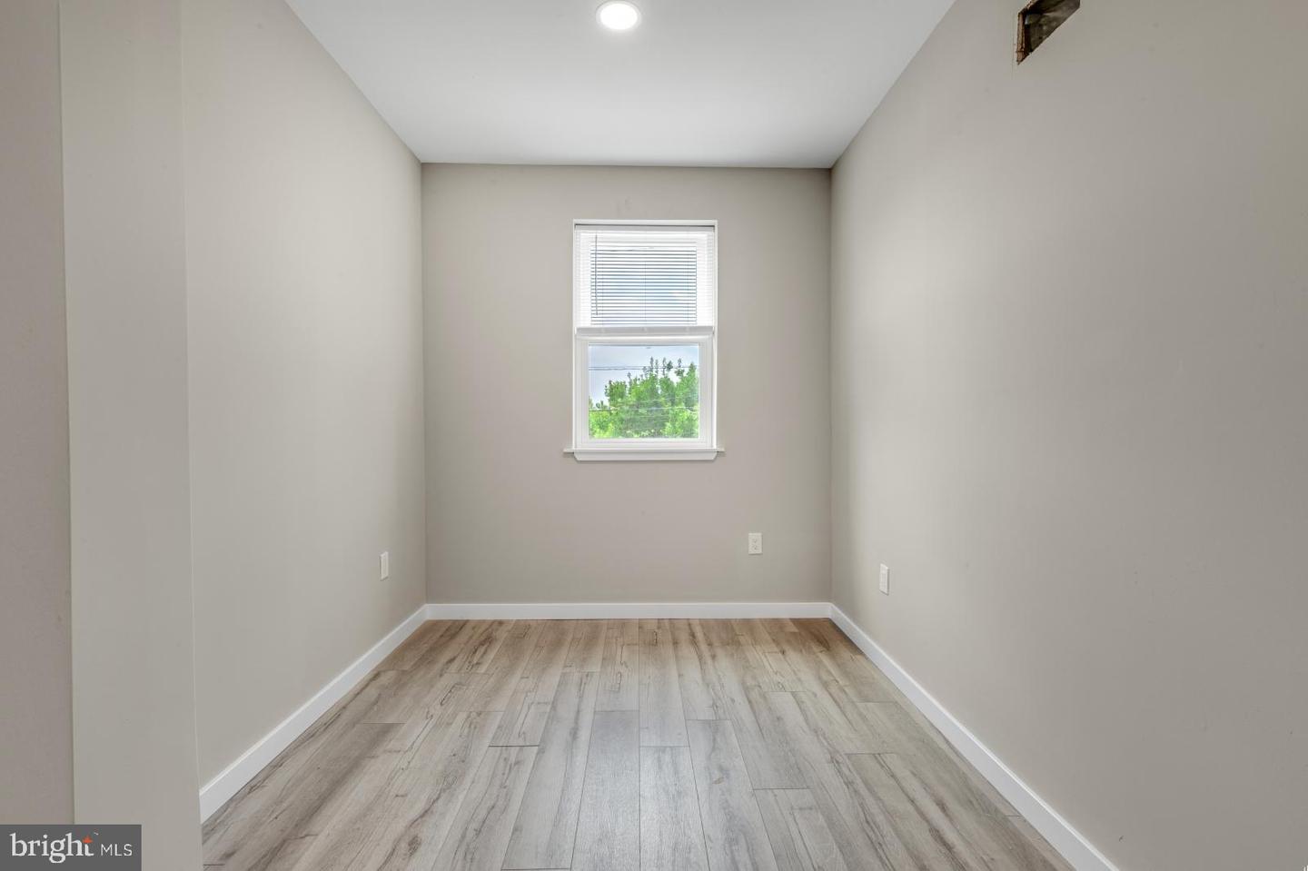 435 W Susquehanna Ave #2 Property Photo 17