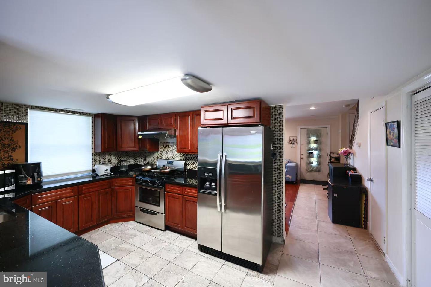 2156 Conwell Ave Property Photo 14