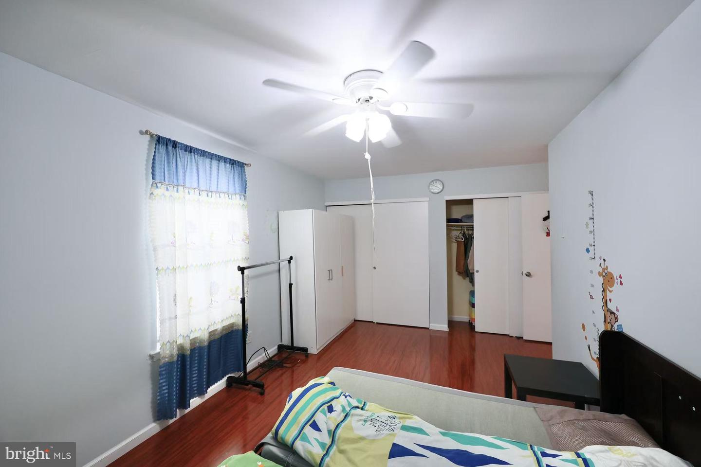 2156 Conwell Ave Property Photo 23
