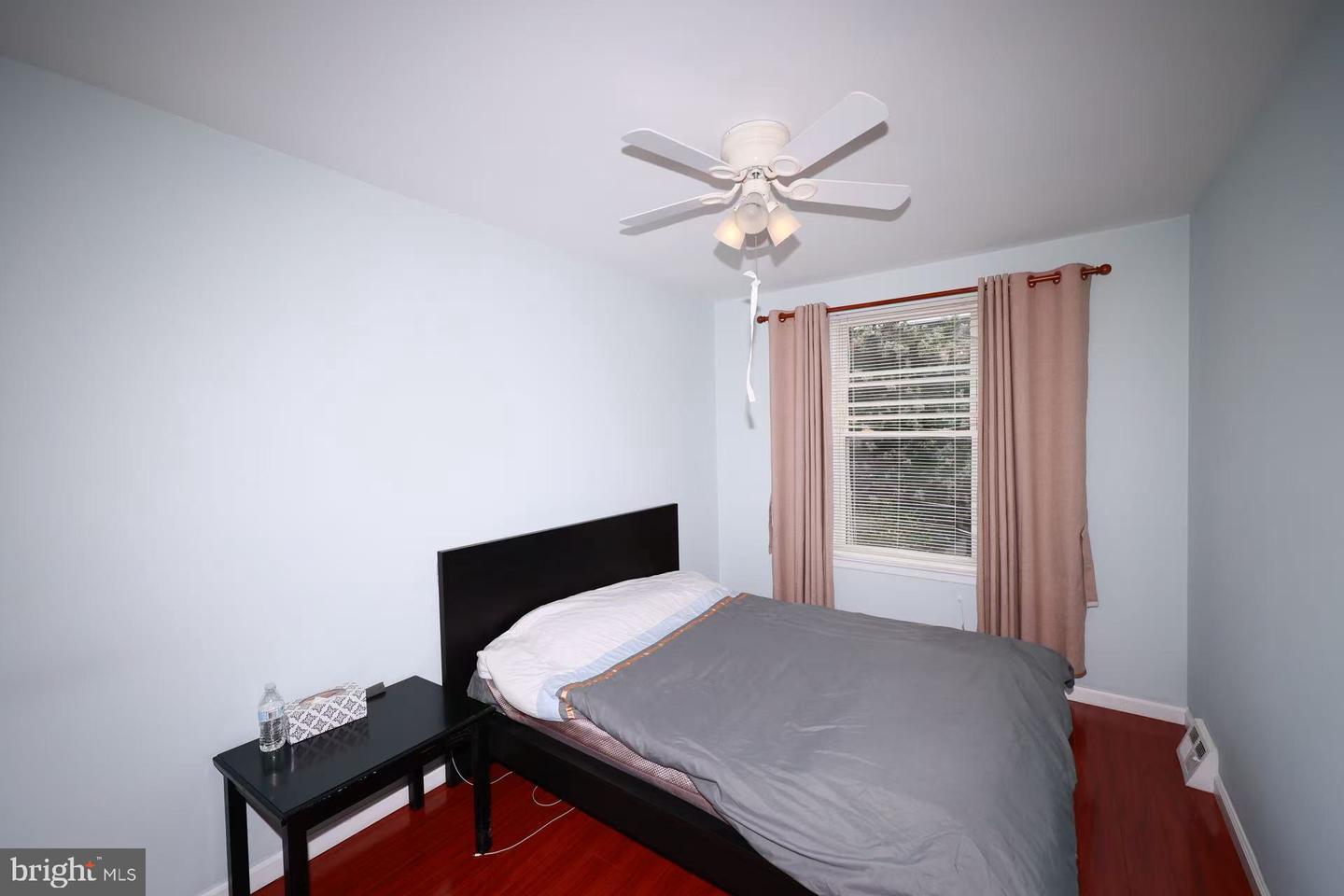 2156 Conwell Ave Property Photo 28