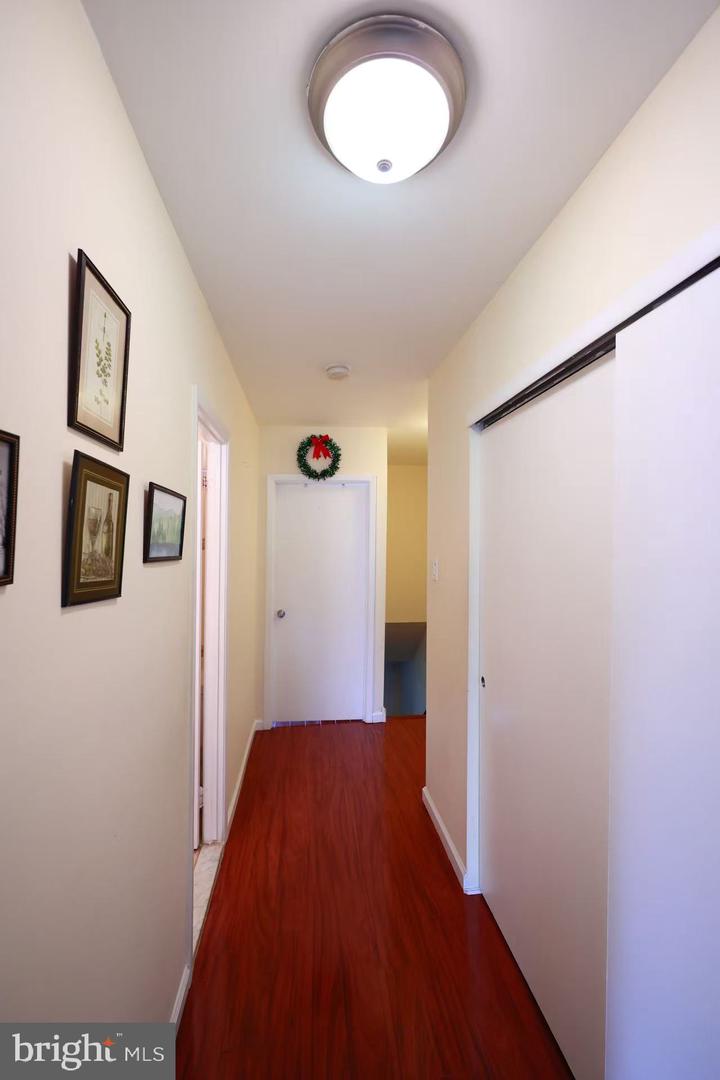 2156 Conwell Ave Property Photo 30