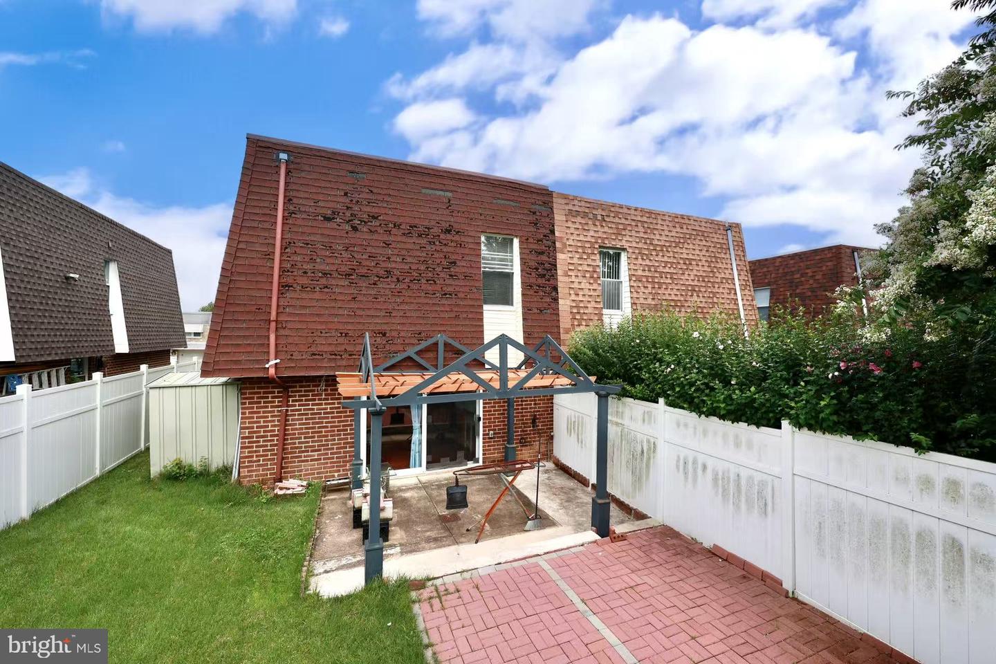 2156 Conwell Ave Property Photo 38