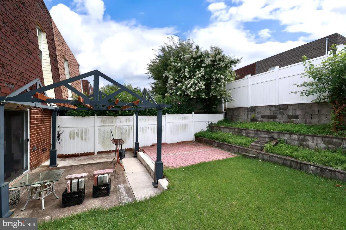 2156 Conwell Ave Property Photo 40