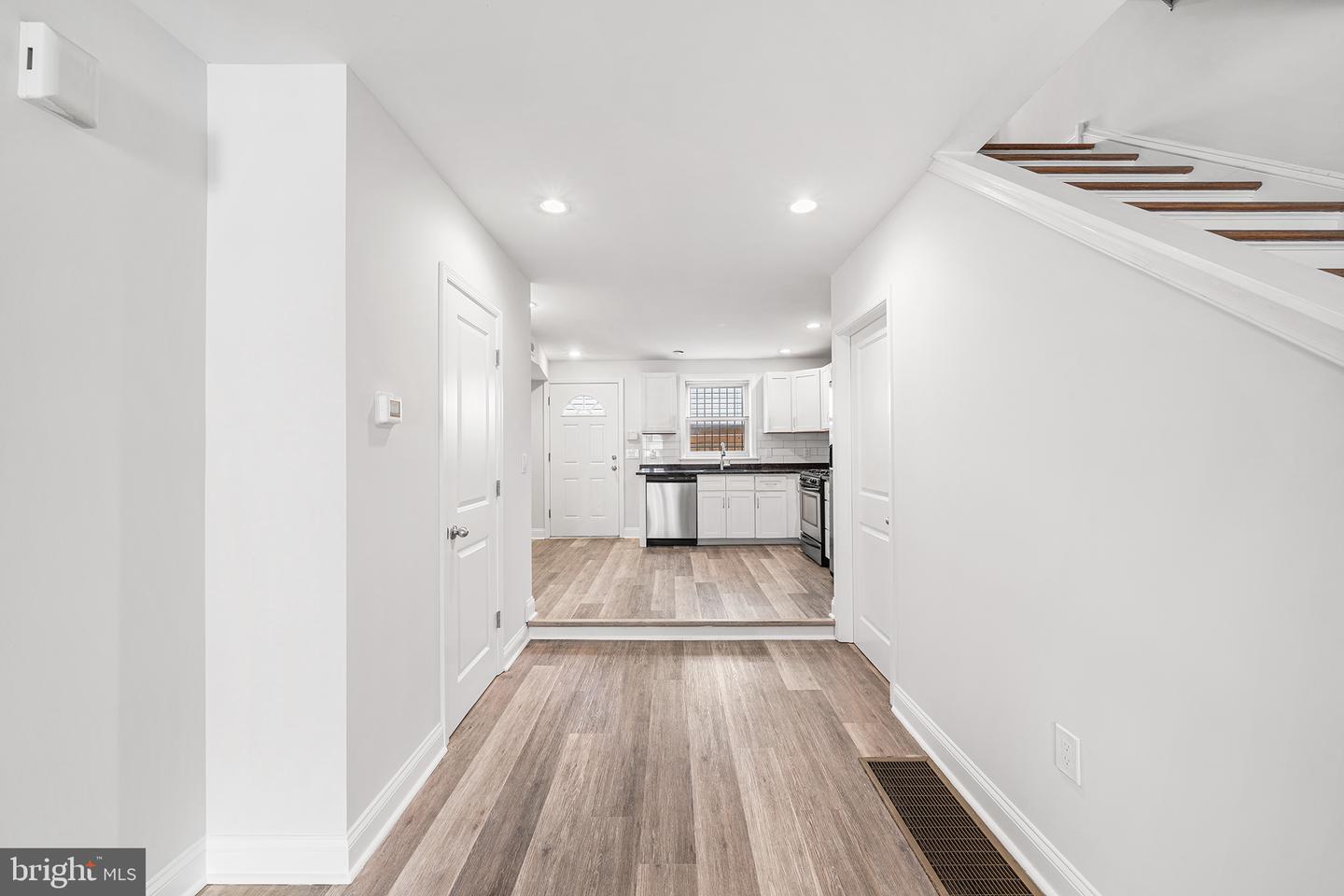 2521 Federal St Property Photo 4