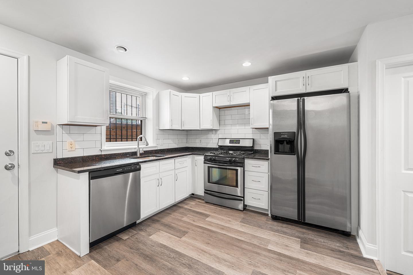 2521 Federal St Property Photo 7