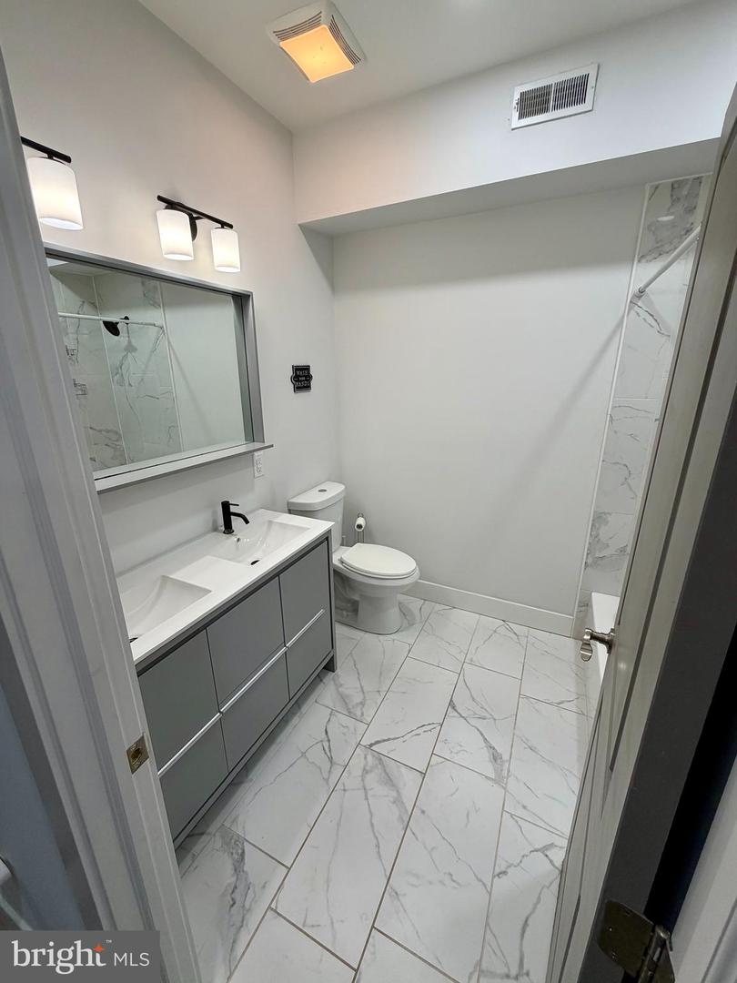 2239 Tasker St Property Photo 54