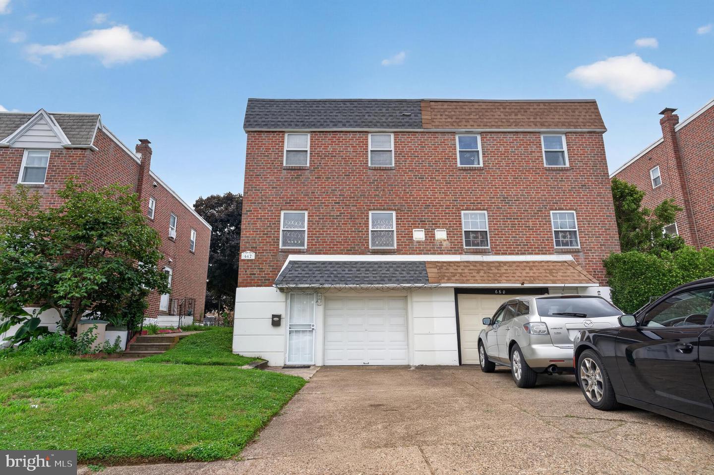 662 Lawler St Property Photo 3