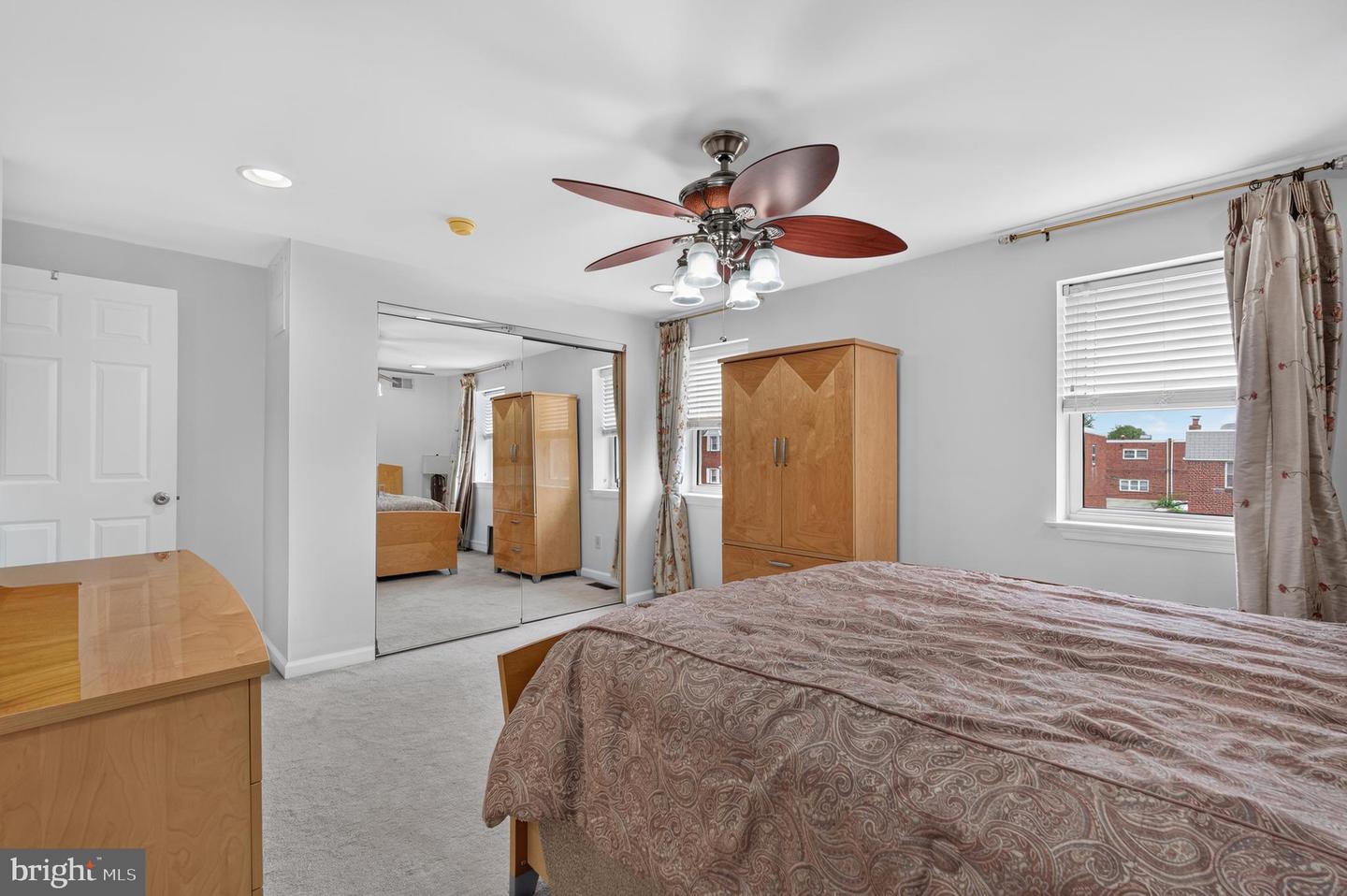 662 Lawler St Property Photo 20
