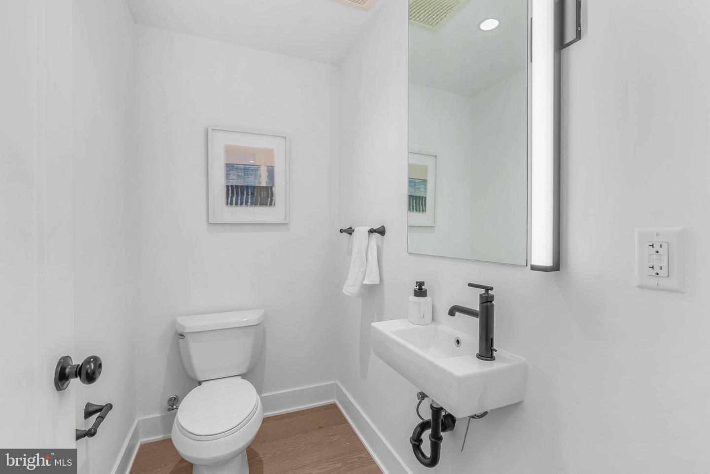 635 N 7th St #c2b Property Photo 11