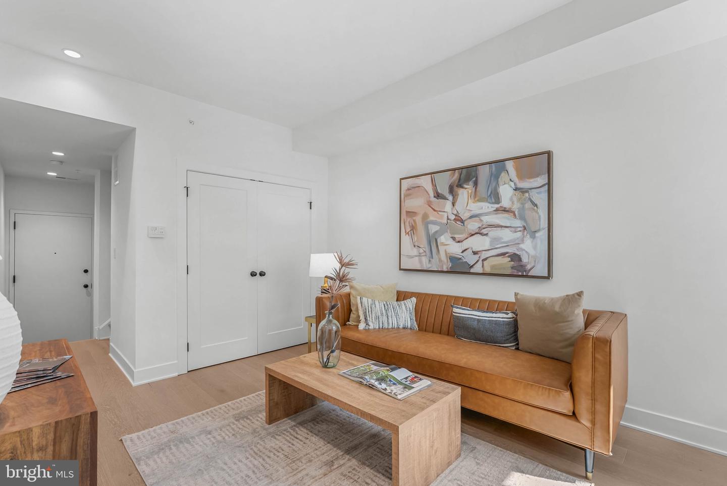 635 N 7th St #c2b Property Photo 24