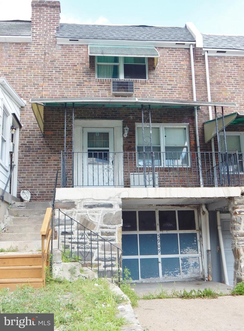 5909 Newtown Ave Property Photo 1