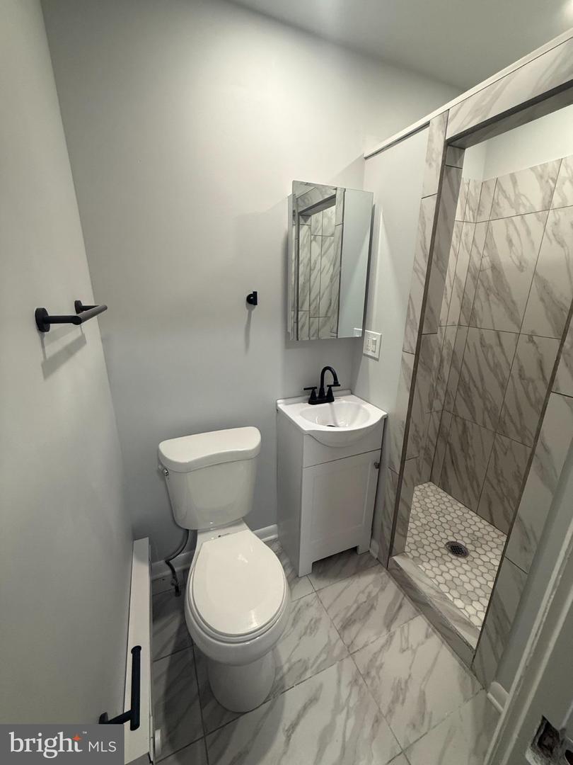 850 N 22nd St #6 Property Photo 8