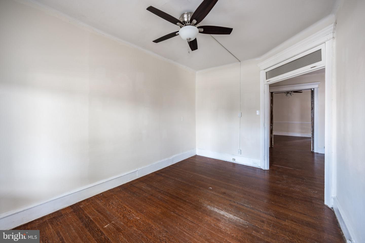 5002 Chestnut St Property Photo 3